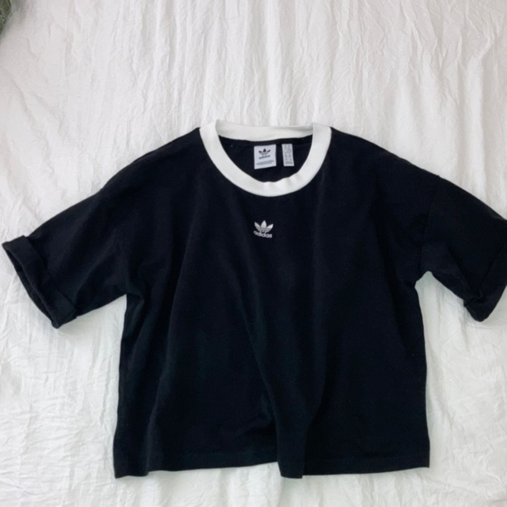 NWOT Adidas Originals Crop Logo Top